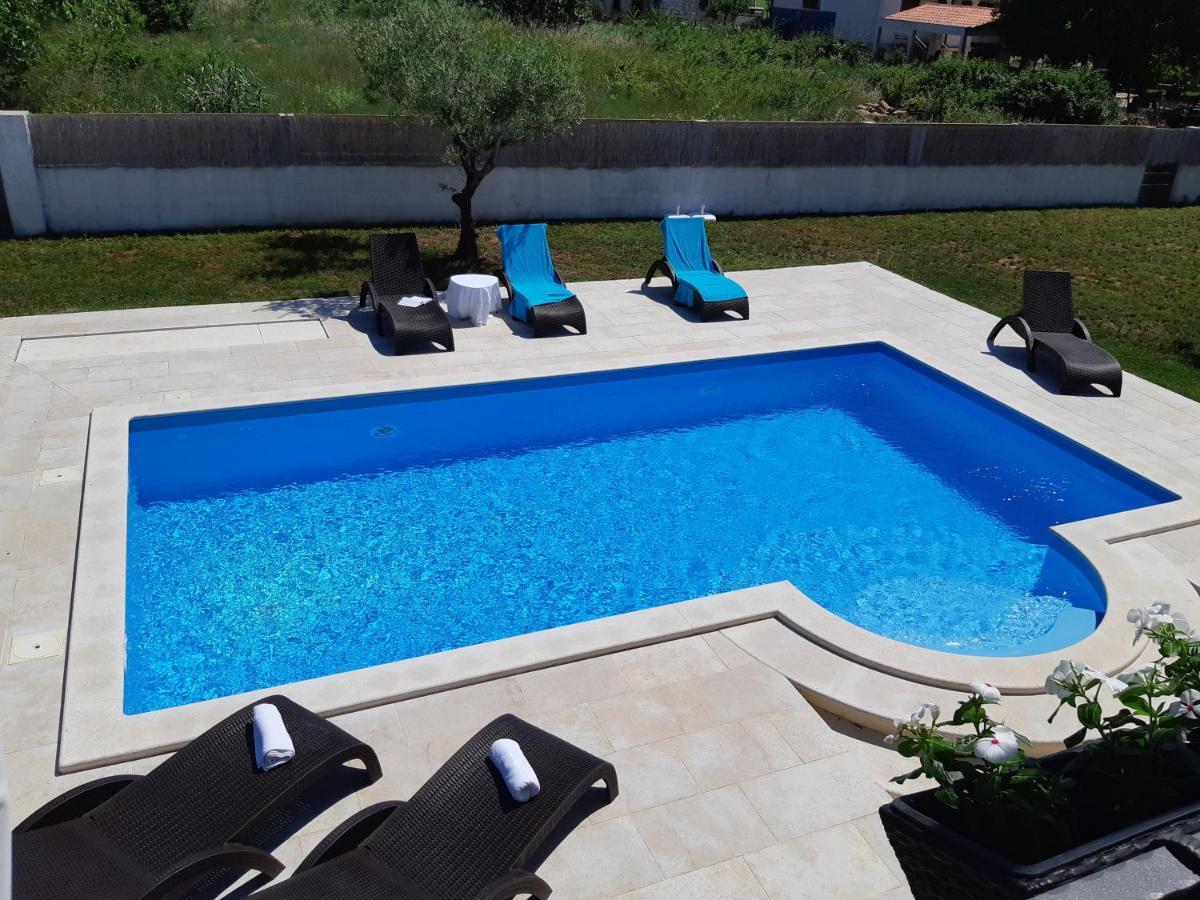 Villa La Felice Porec Bagian luar foto